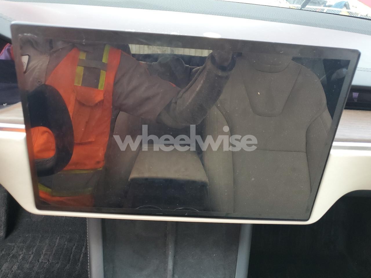 Photo 9 of 2022 TESLA MODEL S (VIN 5YJSA1E52NF475965)