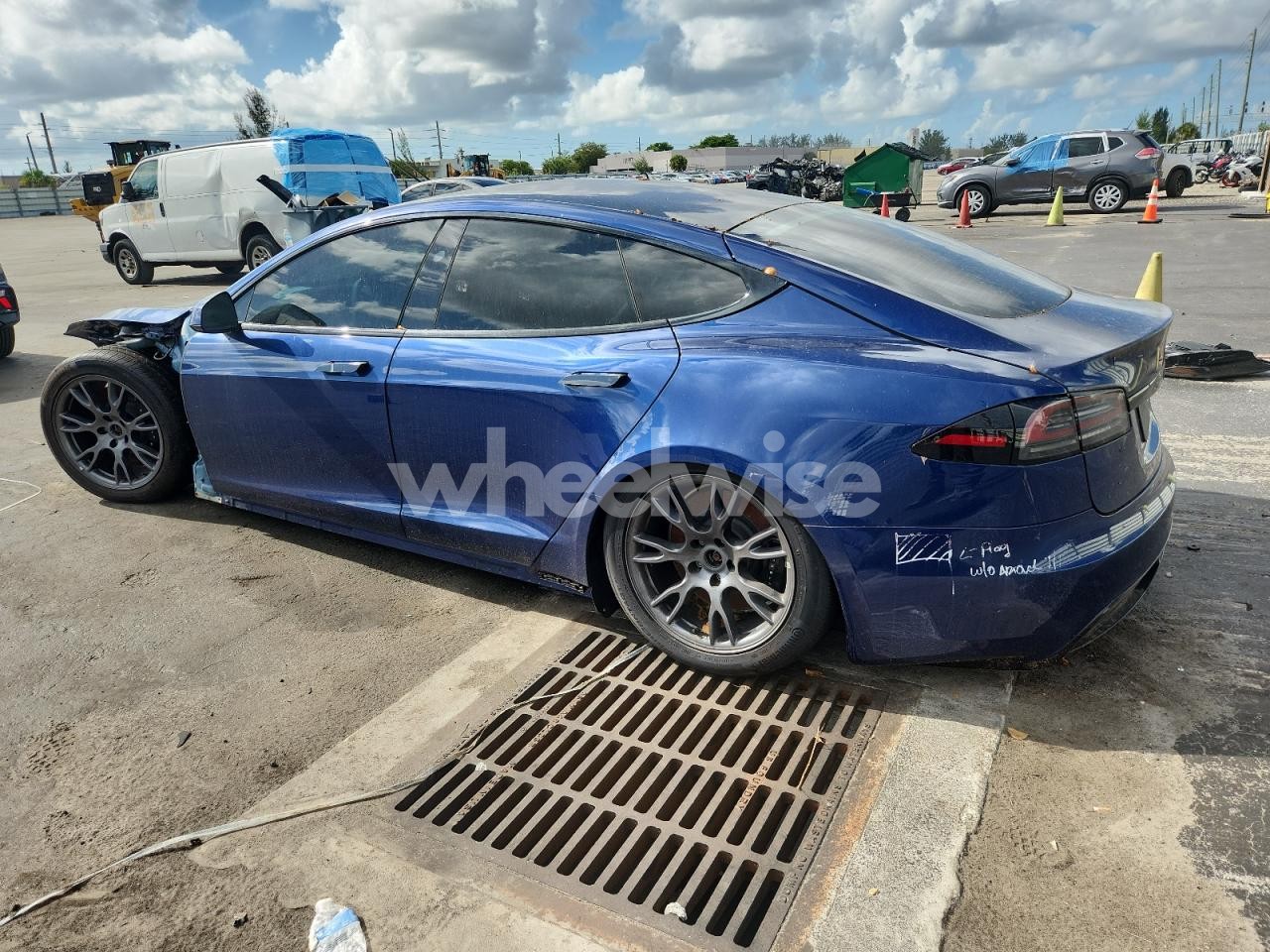 Photo 2 of 2023 TESLA MODEL S (VIN 5YJSA1E52PF506618)