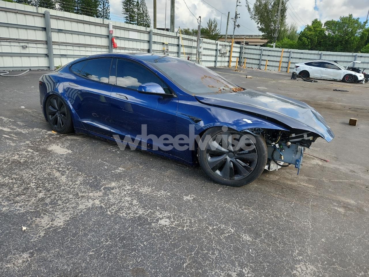 Photo 4 of 2023 TESLA MODEL S (VIN 5YJSA1E52PF506618)