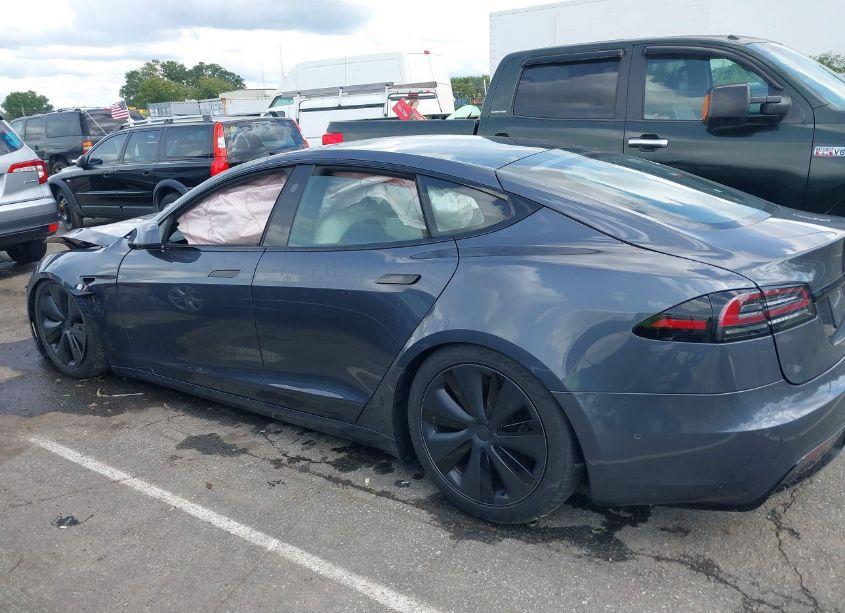 Photo 13 of 2022 Tesla Model S DUAL MOTOR ALL-WHEEL DRIVE (VIN 5YJSA1E53NF479023)