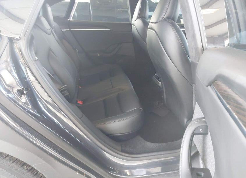 Photo 8 of 2023 Tesla Model S DUAL MOTOR ALL-WHEEL DRIVE/STANDARD RANGE (VIN 5YJSA1E56PF530498)