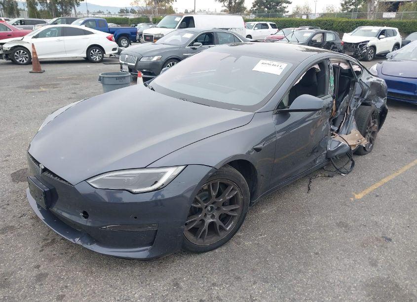 Photo 2 of 2022 Tesla Model S DUAL MOTOR ALL-WHEEL DRIVE (VIN 5YJSA1E5XNF493422)