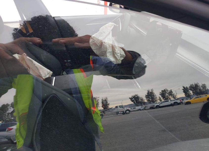 Photo 5 of 2022 Tesla Model S DUAL MOTOR ALL-WHEEL DRIVE (VIN 5YJSA1E5XNF493422)