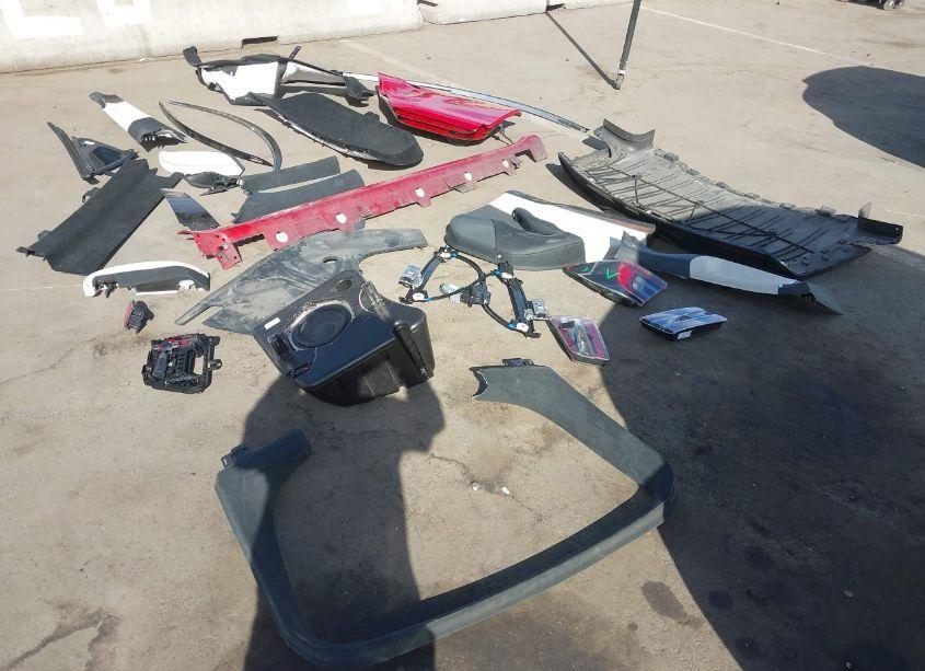 Photo 12 of 2021 Tesla Model S PLAID TRI MOTOR ALL-WHEEL DRIVE (VIN 5YJSA1E61MF452054)