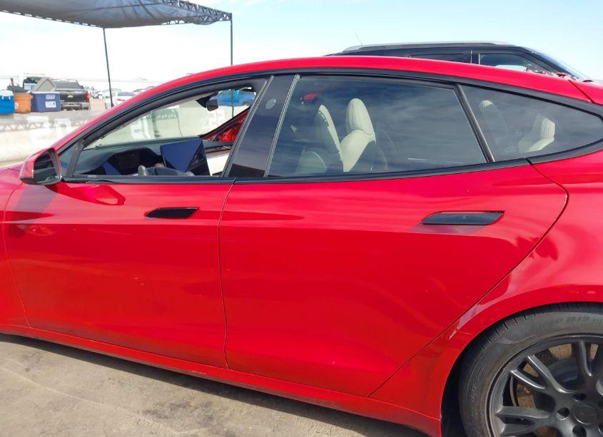 Photo 15 of 2021 Tesla Model S PLAID TRI MOTOR ALL-WHEEL DRIVE (VIN 5YJSA1E61MF452054)