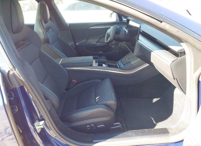 Photo 5 of 2024 Tesla Model S PLAID TRI MOTOR ALL-WHEEL DRIVE (VIN 5YJSA1E61RF538584)