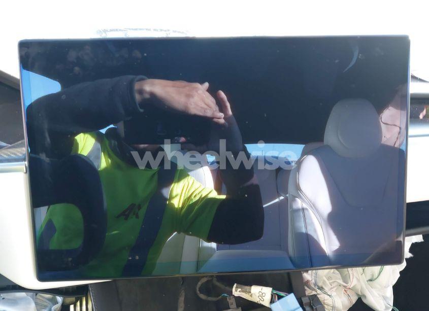 Photo 17 of 2022 Tesla Model S PLAID TRI MOTOR ALL-WHEEL DRIVE (VIN 5YJSA1E63NF483873)