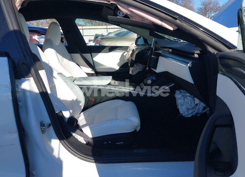 Photo 5 of 2022 Tesla Model S PLAID TRI MOTOR ALL-WHEEL DRIVE (VIN 5YJSA1E63NF483873)