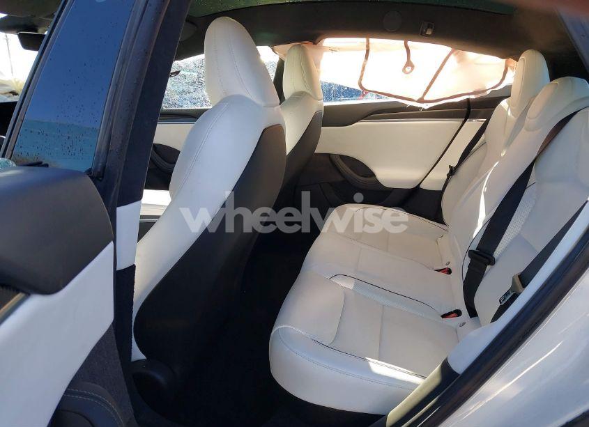Photo 8 of 2022 Tesla Model S PLAID TRI MOTOR ALL-WHEEL DRIVE (VIN 5YJSA1E63NF483873)