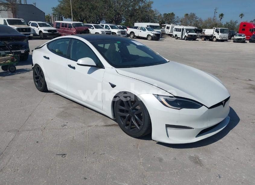 2022 Tesla Model S PLAID TRI MOTOR ALL-WHEEL DRIVE (VIN 5YJSA1E64NF484904) main photo