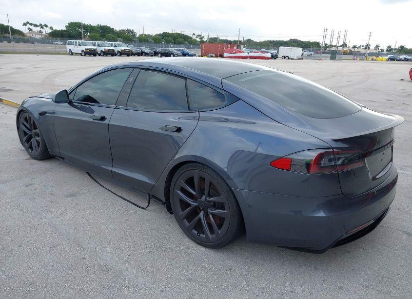 Photo 3 of 2021 Tesla Model S PLAID TRI MOTOR ALL-WHEEL DRIVE (VIN 5YJSA1E66MF431345)