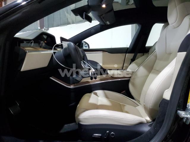 Photo 3 of 2021 TESLA MODEL S N/A (VIN 5YJSA1E68MF432125)