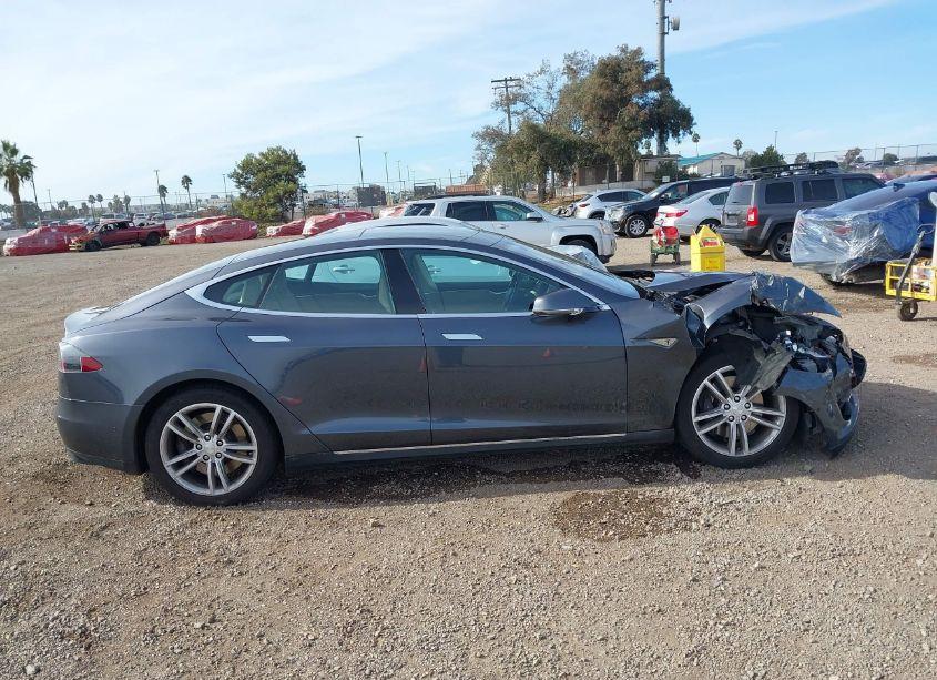 Photo 13 of 2014 Tesla Model S P85 (VIN 5YJSA1H10EFP65033)