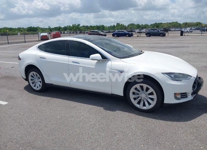 Photo 13 of 2014 Tesla Model S P85 (VIN 5YJSA1H12EFP39582)