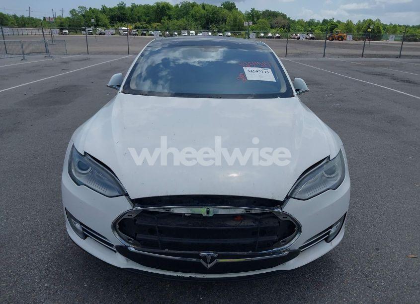 Photo 6 of 2014 Tesla Model S P85 (VIN 5YJSA1H12EFP39582)