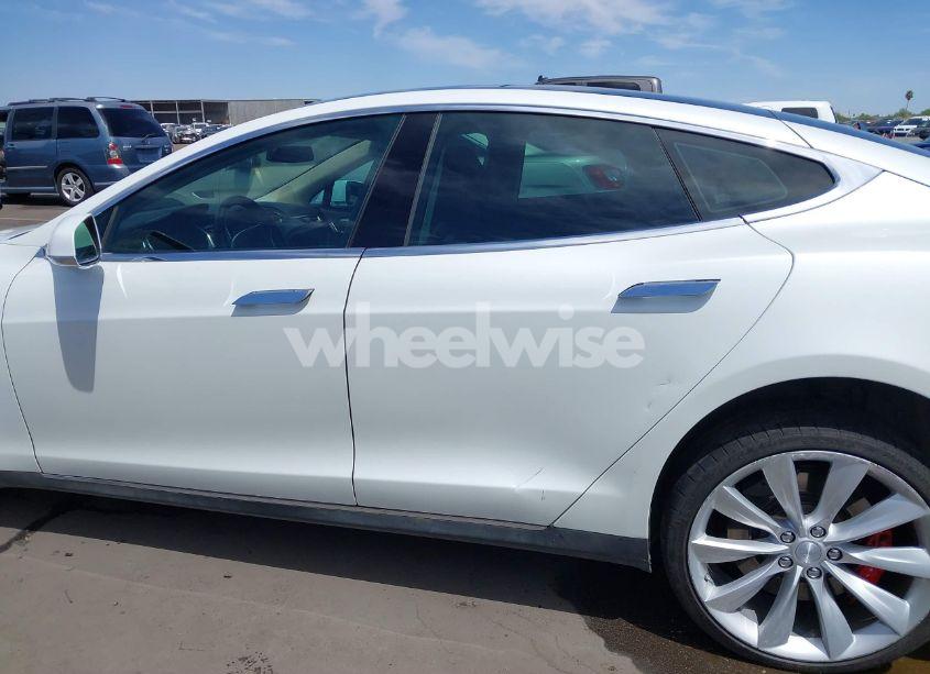 Photo 13 of 2014 Tesla Model S P85 (VIN 5YJSA1H13EFP33659)