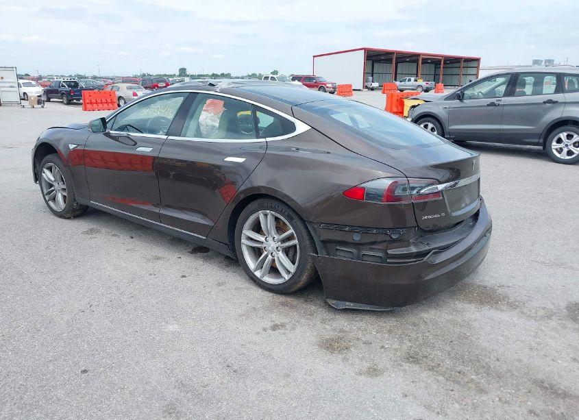 Photo 3 of 2014 Tesla Model S P85 (VIN 5YJSA1H13EFP53121)