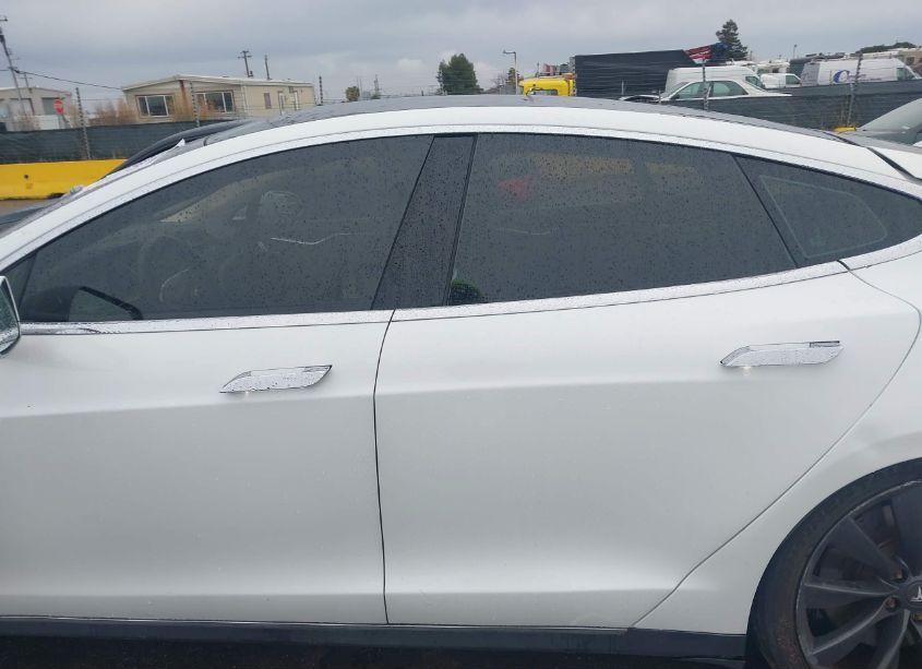 Photo 14 of 2014 Tesla Model S P85 (VIN 5YJSA1H13EFP53684)
