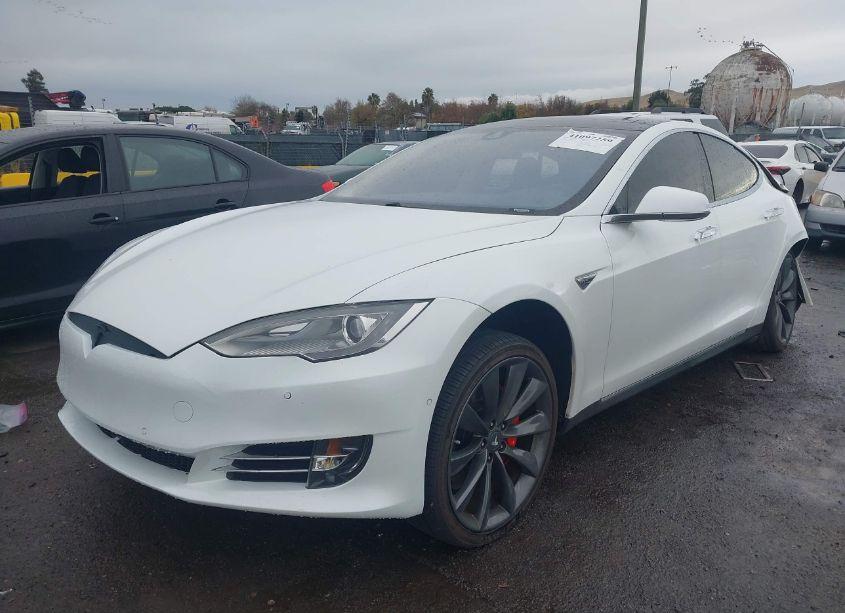 Photo 2 of 2014 Tesla Model S P85 (VIN 5YJSA1H13EFP53684)
