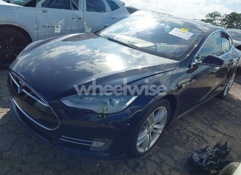 Photo 2 of 2014 Tesla Model S P85 (VIN 5YJSA1H15EFP48938)
