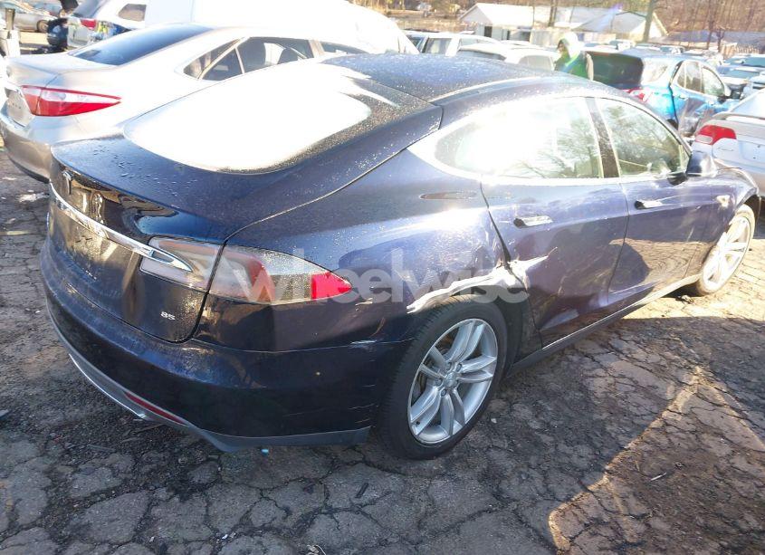 Photo 4 of 2014 Tesla Model S P85 (VIN 5YJSA1H15EFP48938)
