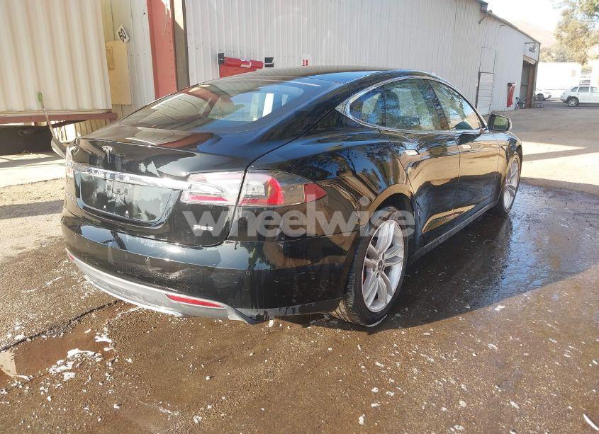 Photo 4 of 2014 Tesla Model S P85 (VIN 5YJSA1H15EFP61933)