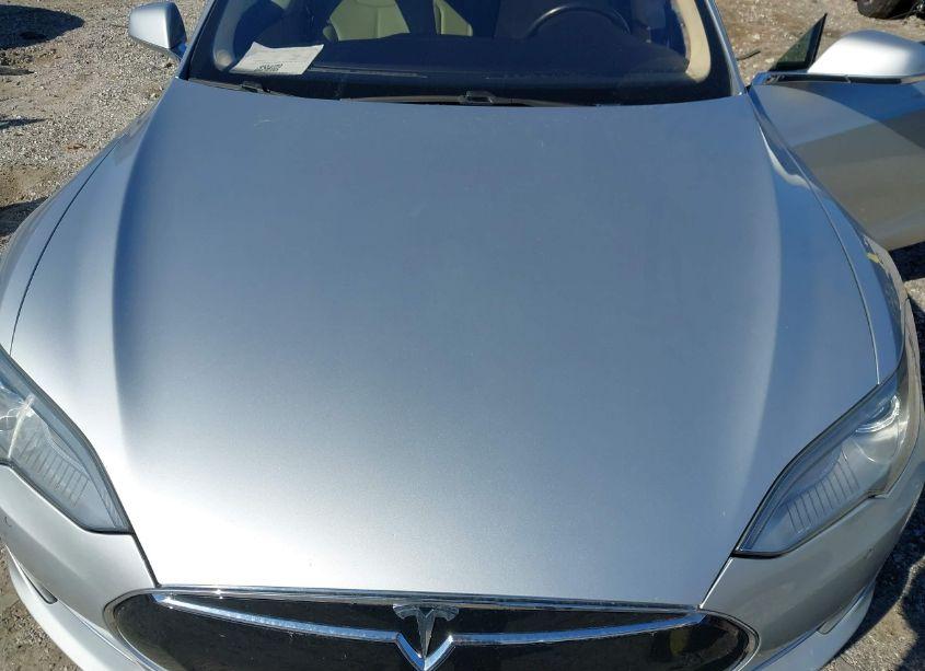 Photo 10 of 2015 Tesla Model S 60/70/85 (VIN 5YJSA1H15FFP77082)