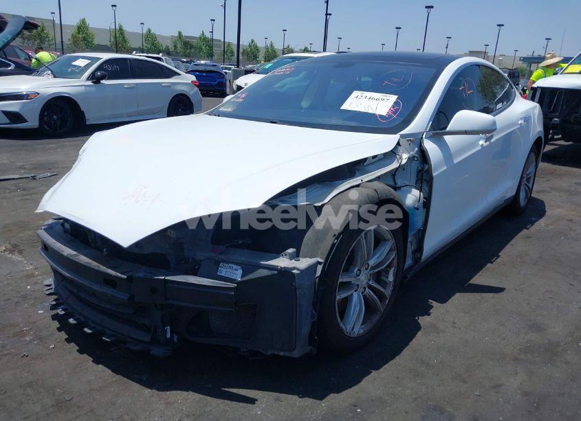 Photo 2 of 2014 Tesla Model S P85 (VIN 5YJSA1H17EFP40534)