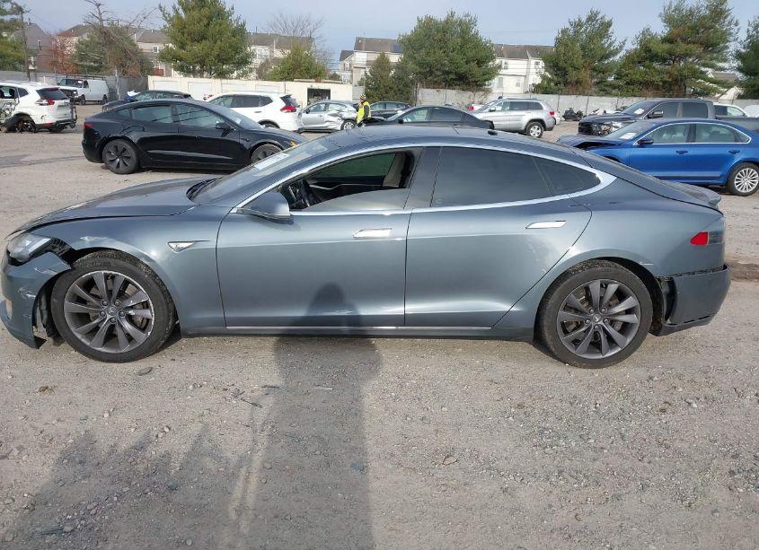 Photo 14 of 2014 Tesla Model S P85 (VIN 5YJSA1H17EFP43126)