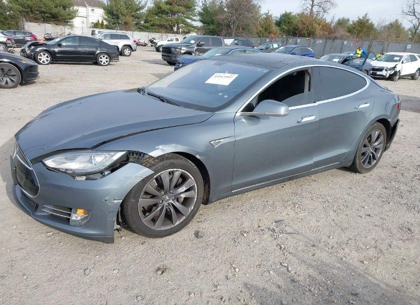 Photo 2 of 2014 Tesla Model S P85 (VIN 5YJSA1H17EFP43126)