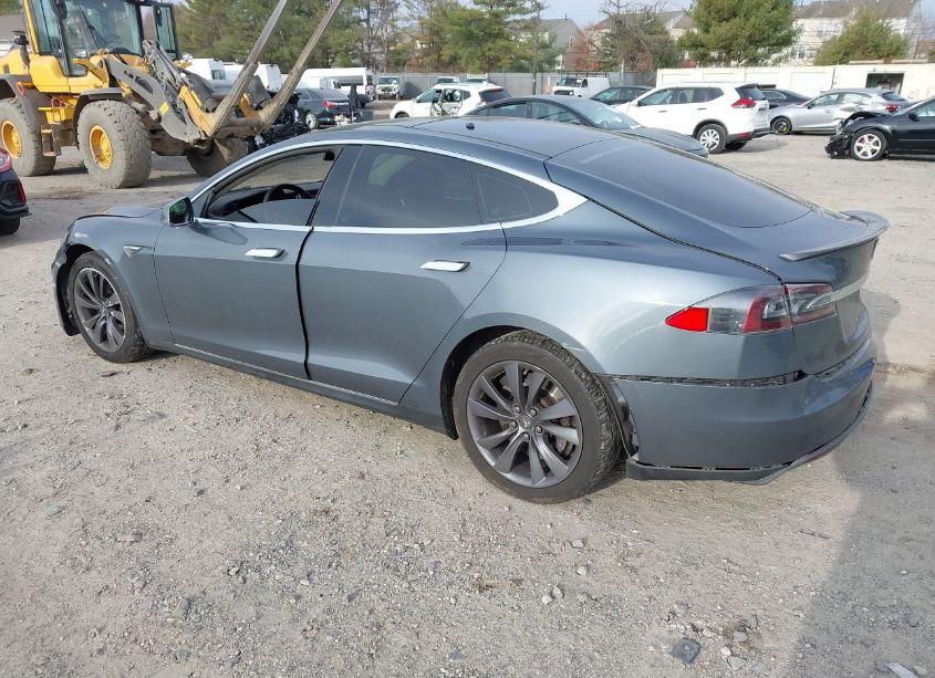 Photo 3 of 2014 Tesla Model S P85 (VIN 5YJSA1H17EFP43126)