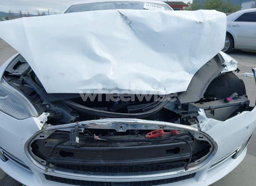 Photo 6 of 2015 Tesla Model S 60/70/85 (VIN 5YJSA1H17FFP76273)