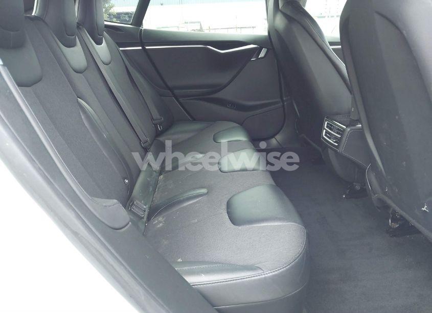 Photo 8 of 2015 Tesla Model S 60/70/85 (VIN 5YJSA1H17FFP76273)