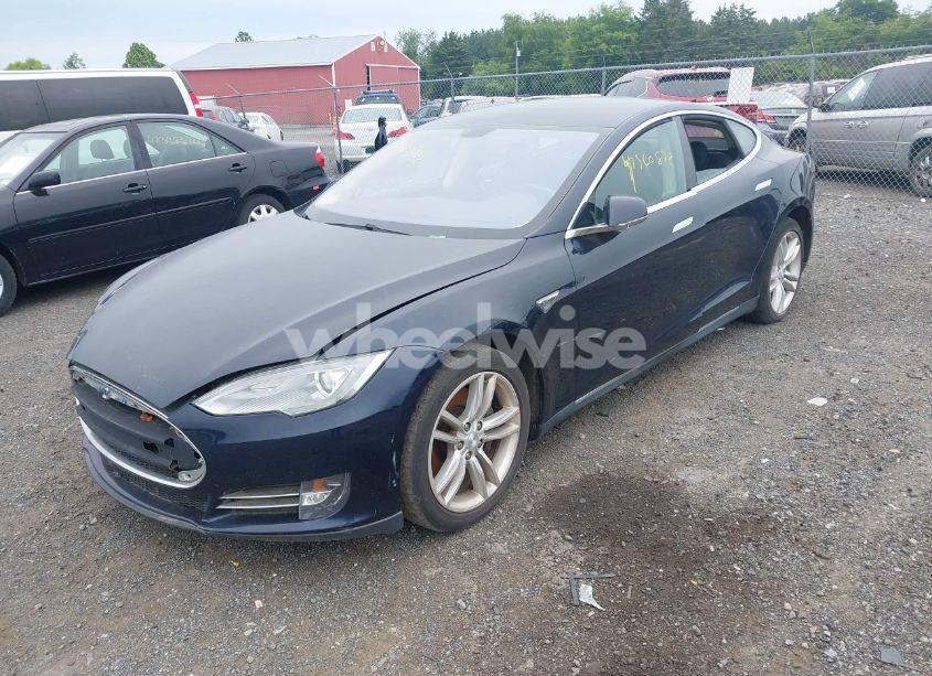 Photo 2 of 2014 Tesla Model S P85 (VIN 5YJSA1H19EFP32063)
