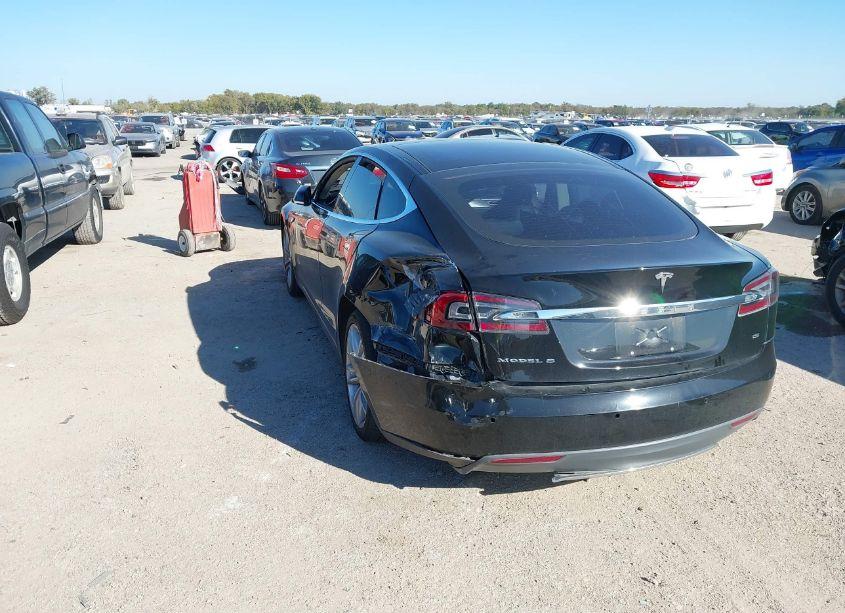 Photo 3 of 2014 Tesla Model S P85 (VIN 5YJSA1H19EFP42284)