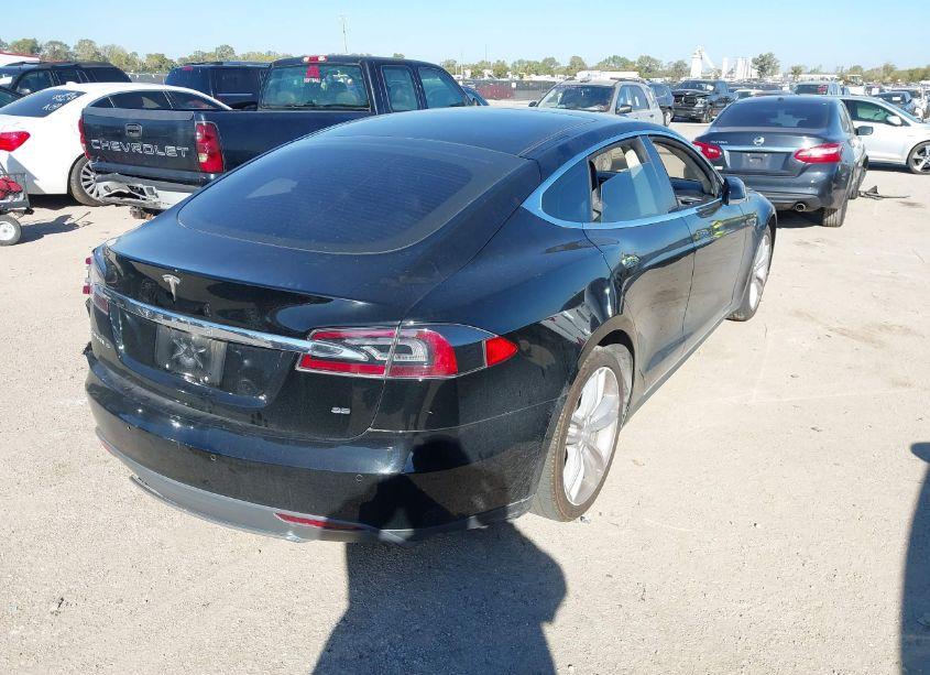 Photo 4 of 2014 Tesla Model S P85 (VIN 5YJSA1H19EFP42284)