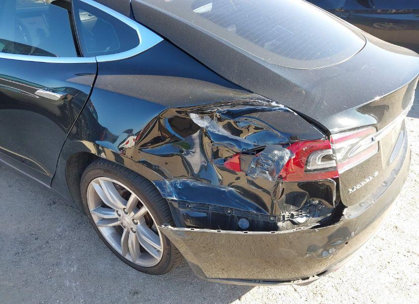 Photo 6 of 2014 Tesla Model S P85 (VIN 5YJSA1H19EFP42284)