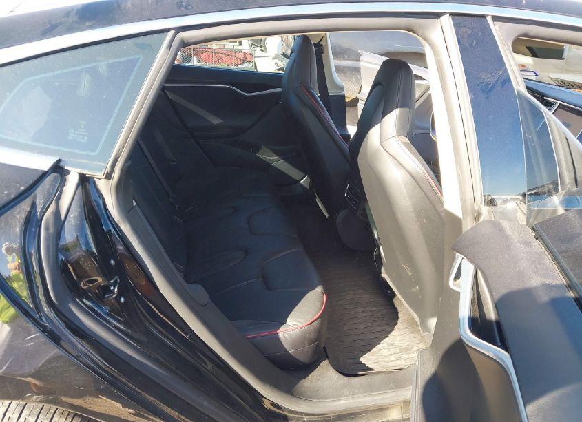 Photo 8 of 2014 Tesla Model S P85 (VIN 5YJSA1H19EFP42284)