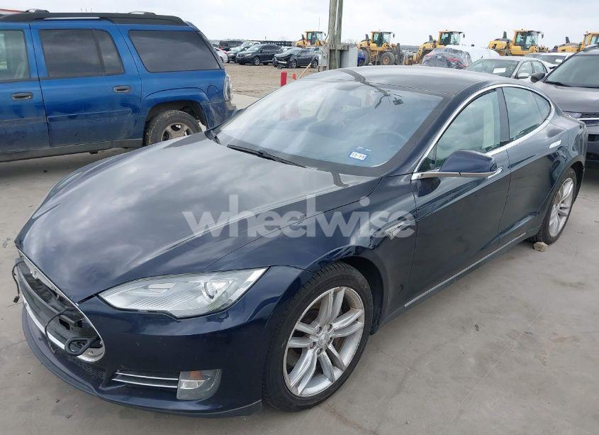 Photo 2 of 2014 Tesla Model S P85 (VIN 5YJSA1H19EFP51132)