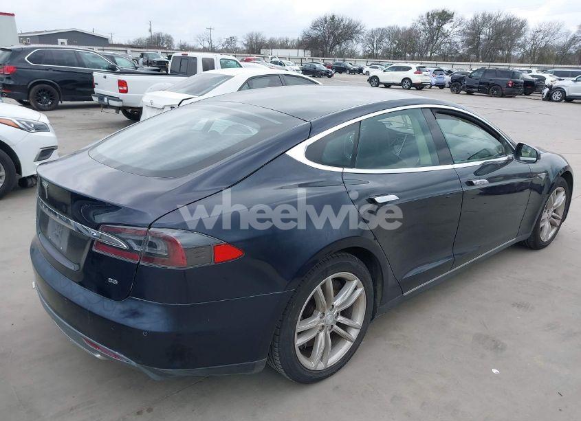 Photo 4 of 2014 Tesla Model S P85 (VIN 5YJSA1H19EFP51132)