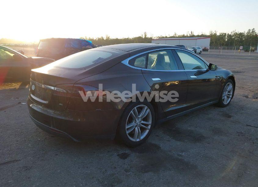 Photo 4 of 2014 Tesla Model S P85 (VIN 5YJSA1H19EFP51406)