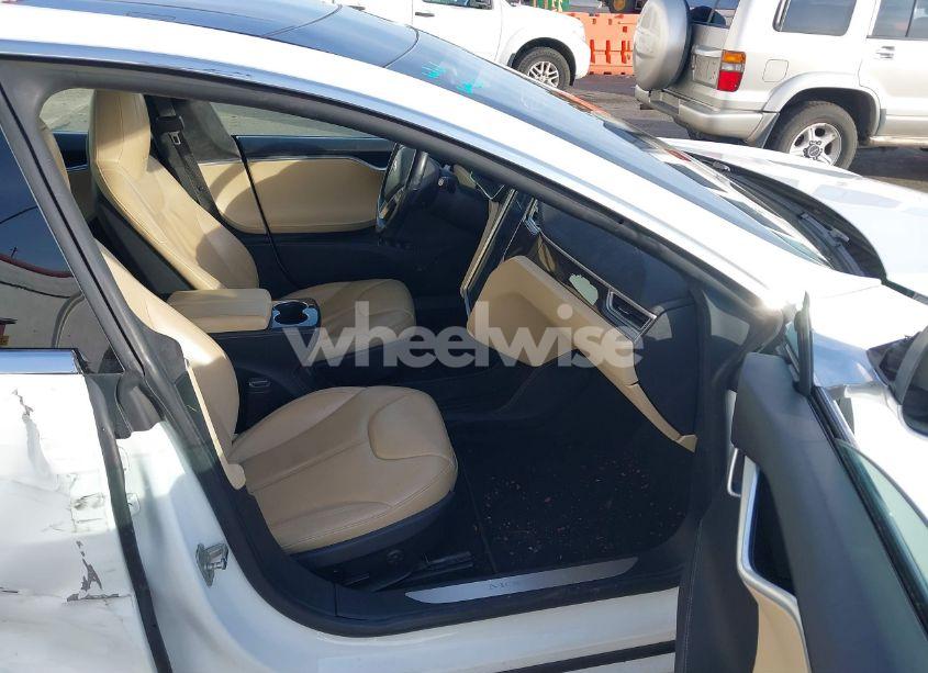 Photo 5 of 2014 Tesla Model S P85 (VIN 5YJSA1H1XEFP62494)