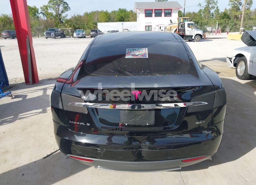 Photo 17 of 2015 Tesla Model S (VIN 5YJSA1H20FFP78519)