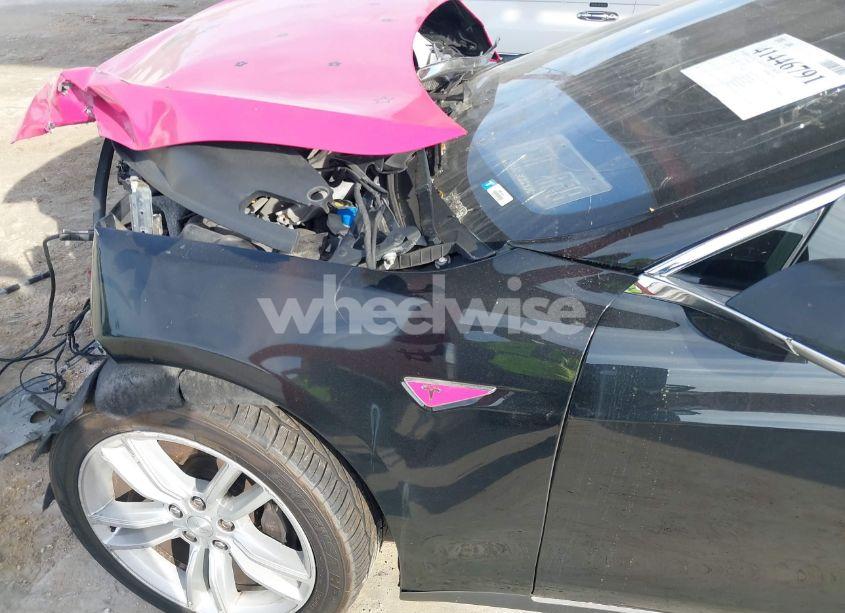 Photo 22 of 2015 Tesla Model S (VIN 5YJSA1H20FFP78519)