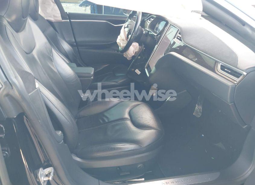 Photo 5 of 2015 Tesla Model S (VIN 5YJSA1H20FFP78519)