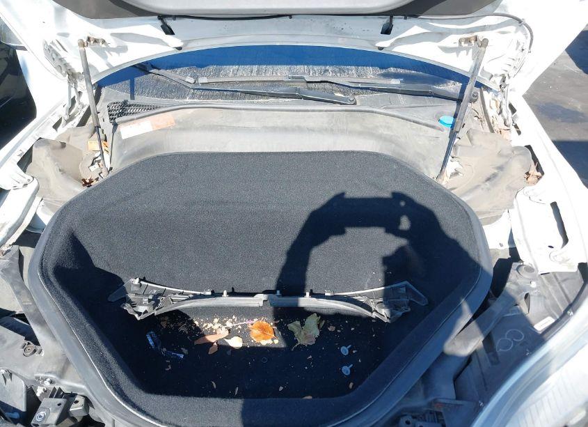 Photo 10 of 2015 Tesla Model S 70D/85D/P85D (VIN 5YJSA1H25FFP73560)