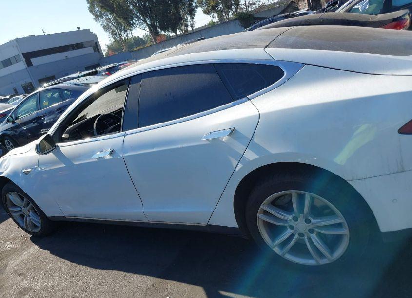 Photo 14 of 2015 Tesla Model S 70D/85D/P85D (VIN 5YJSA1H25FFP73560)