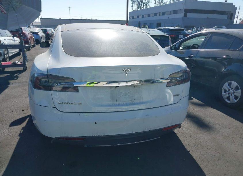 Photo 16 of 2015 Tesla Model S 70D/85D/P85D (VIN 5YJSA1H25FFP73560)
