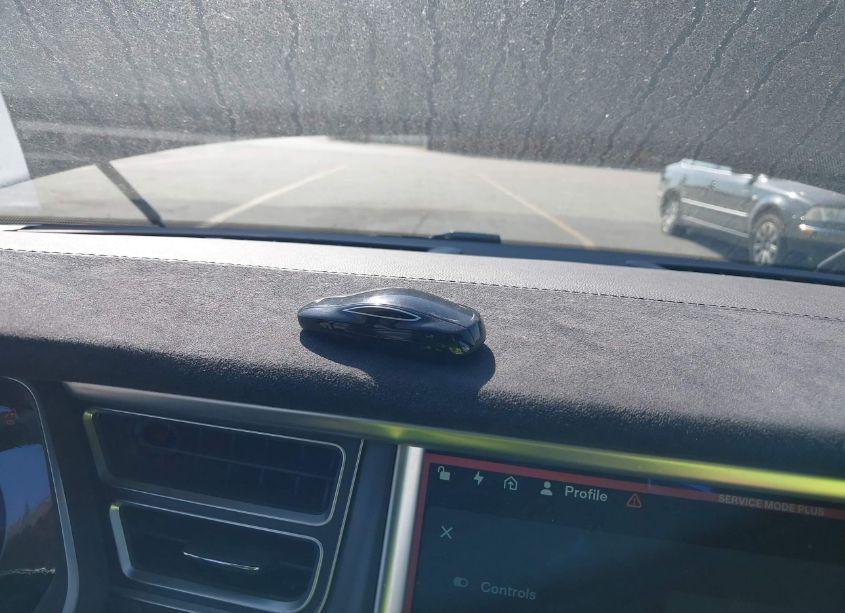 Photo 11 of 2014 Tesla Model S P85D (VIN 5YJSA1H26EFP64087)