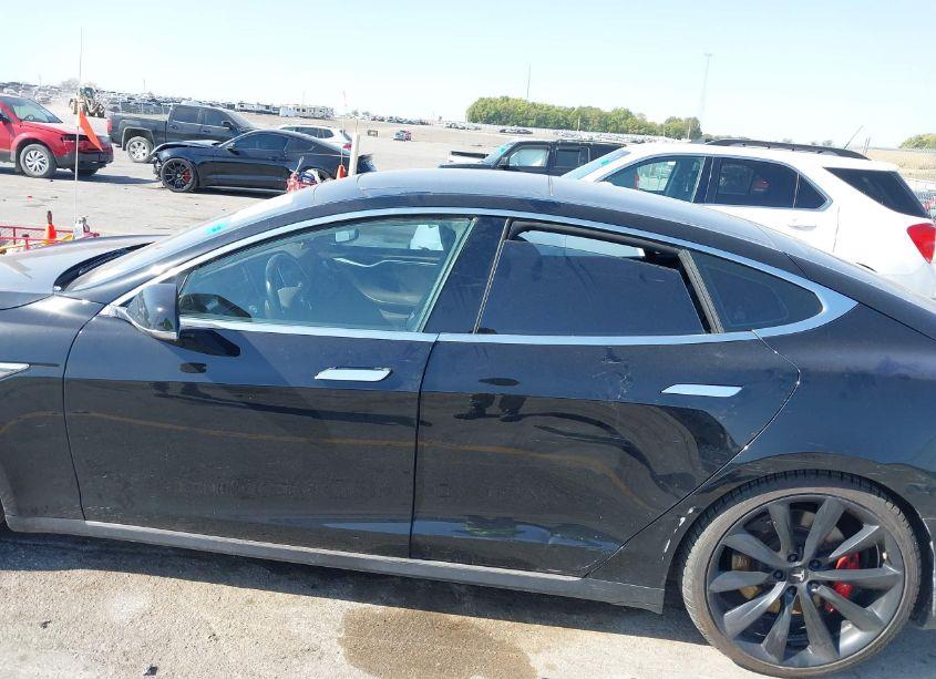 Photo 15 of 2014 Tesla Model S P85D (VIN 5YJSA1H26EFP64087)